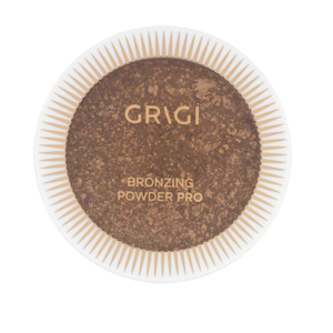 BRONZER – 09 – SPARKLE BRONZE – BRONZE ΜΕ ΧΡΥΣΟ GLITTER – MEDIUM TAN WITH GOLD GLITTER H Bronzing compact powder pro σας δίνει την δυνατότητα να δημιουργήσετε το τέλειο bronzing look για την πόλη. Με βελούδινη υφή για ομοιόμορφο και πολύ φυσικό , χωρίς ατέλειες αποτέλεσμα στο πρόσωπο , σώμα και ντεκολτέ.